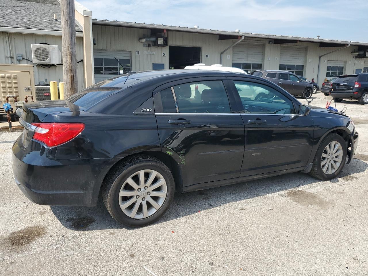 2011 Chrysler 200 VIN 1C3BC1FG1BN547282 Copart auction photo, front end damage thumbnail 3