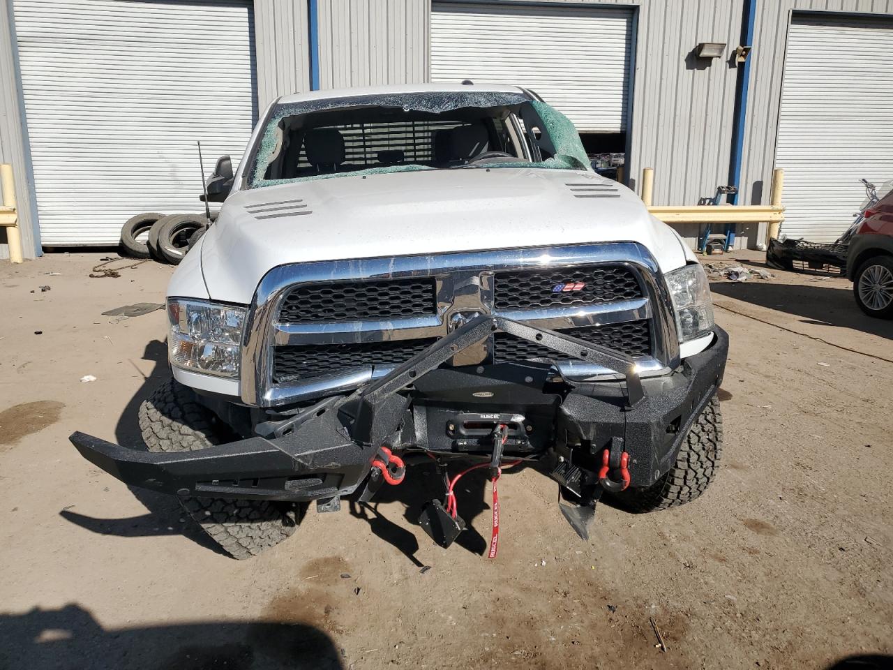2018 RAM 2500 VIN 3C6UR5CJ8JG284698 Copart auction photo, all over damage thumbnail 5
