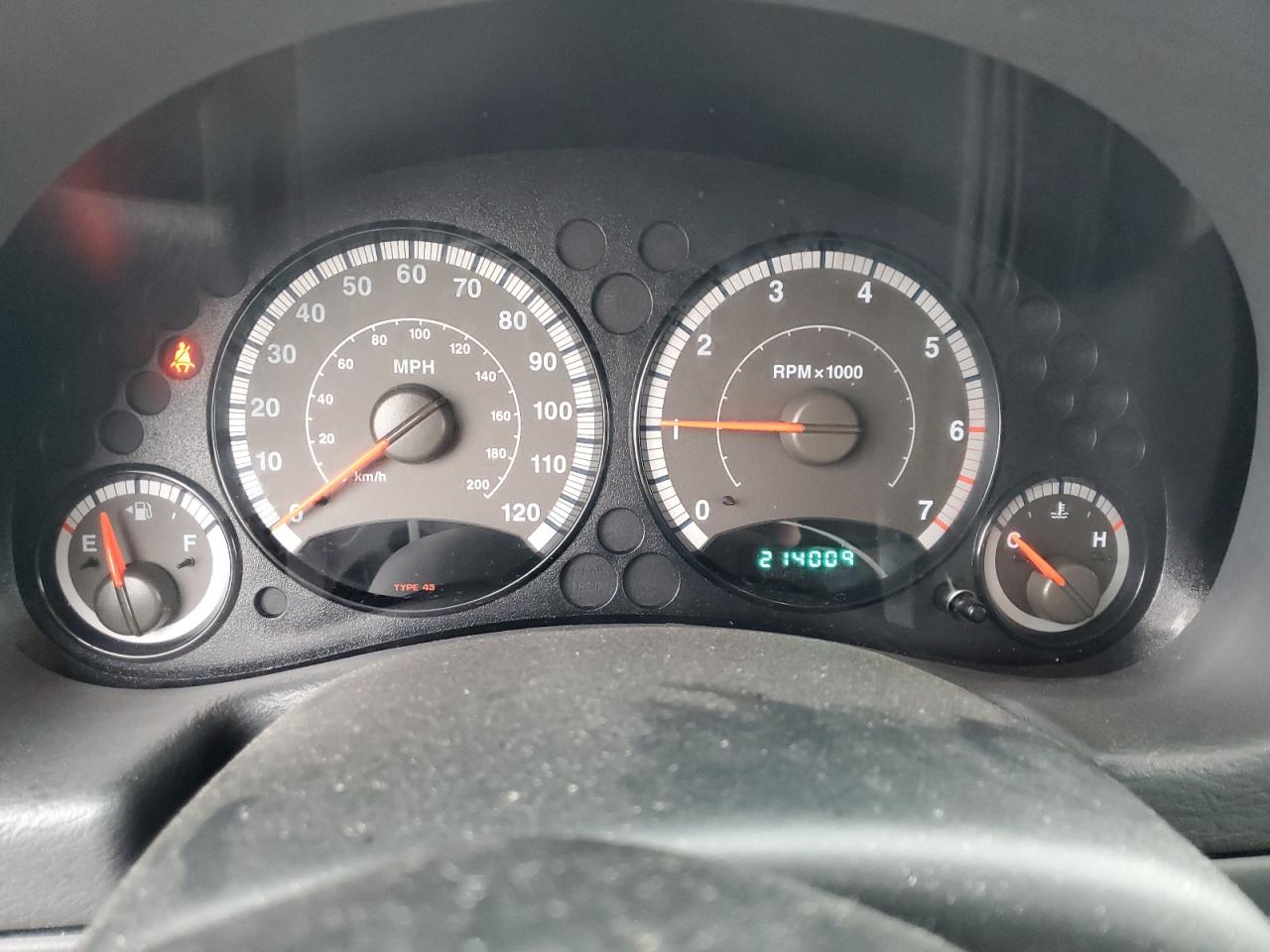 2005 Jeep Liberty (North America) VIN 1J4GL48K35W567921 Copart auction photo, front end / top/roof damage thumbnail 9