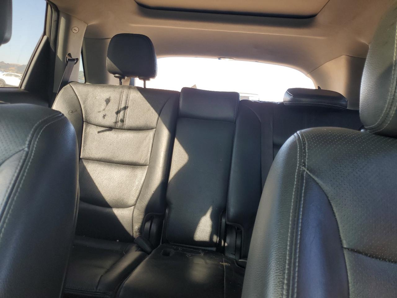 2011 KIA Sorento VIN 5XYKU4A26BG116496 Copart auction photo, front end damage thumbnail 10