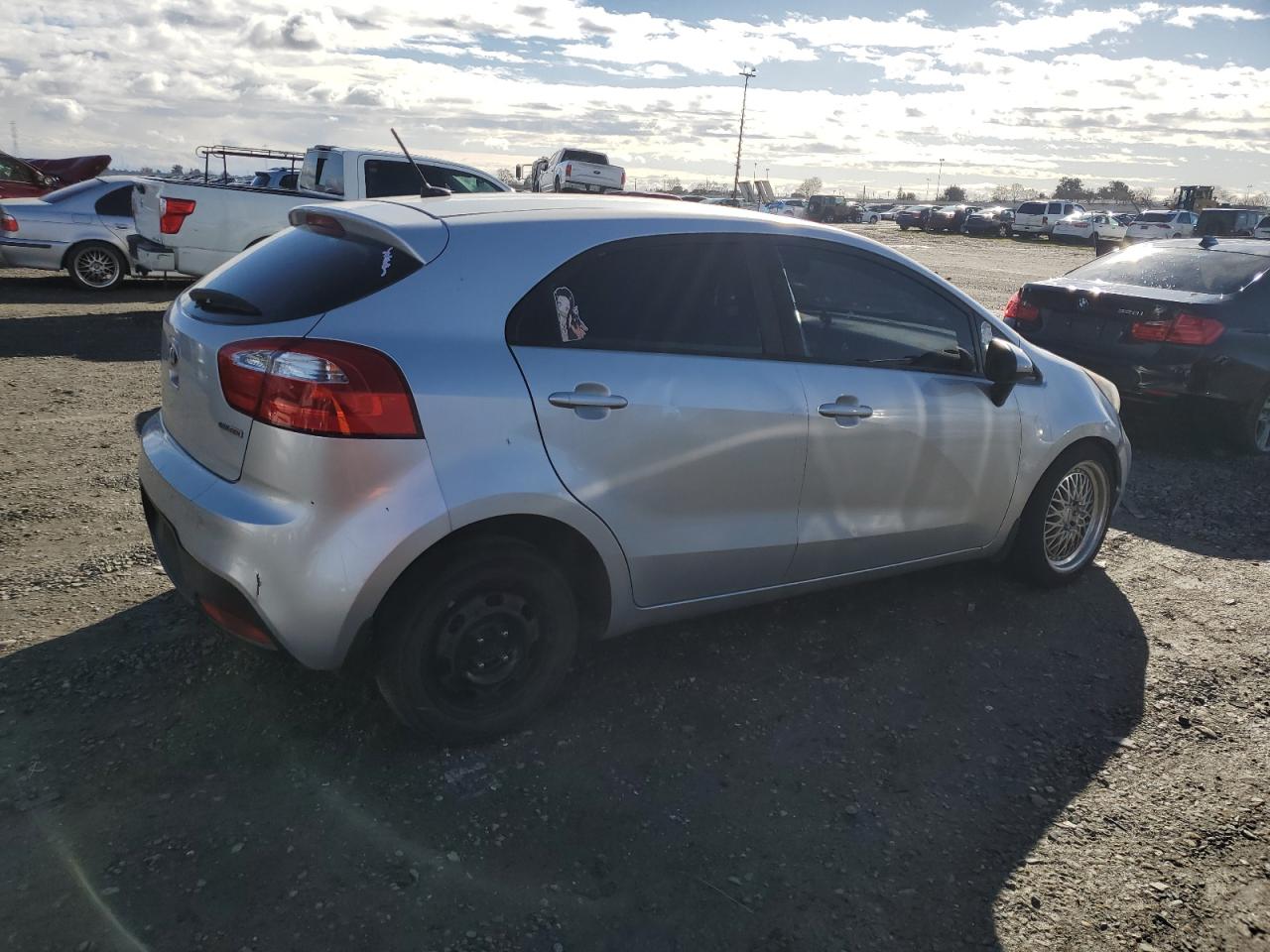2015 KIA Rio VIN KNADN5A32F6494101 Copart auction photo, mechanical damage thumbnail 3