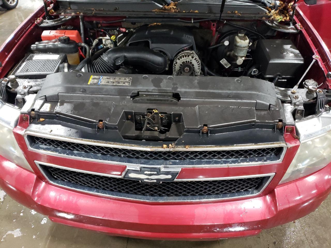 2007 Chevrolet Suburban VIN 1GNFK16327J228878 Copart auction photo, vandalism damage thumbnail 12