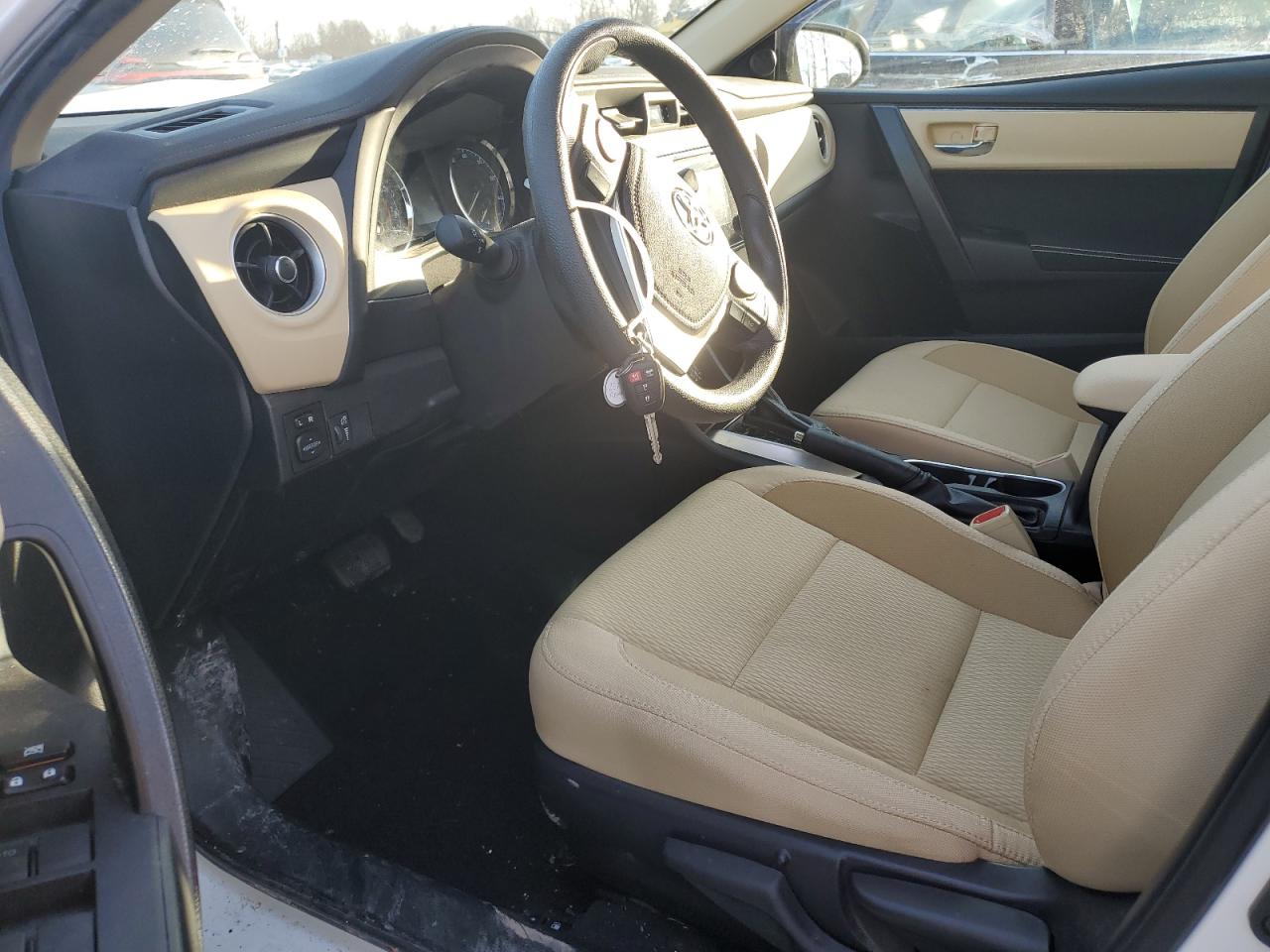2019 Toyota Corolla VIN 2T1BURHE1KC158860 Copart auction photo, front end / minor dent/scratches damage thumbnail 7