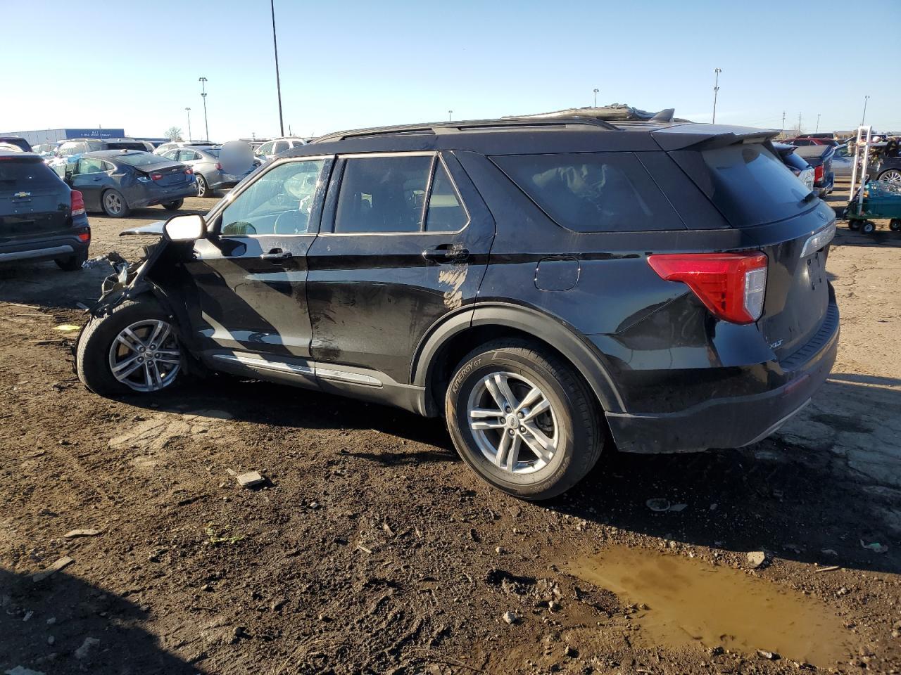 2023 Ford Explorer VIN 1FMSK8DH2PGC13157 Copart auction photo, front end damage thumbnail 2