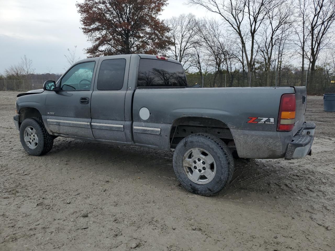 2000 Chevrolet Silverado VIN 1GCEK19T8YZ338367 Copart auction photo, front end / minor dent/scratches damage thumbnail 2