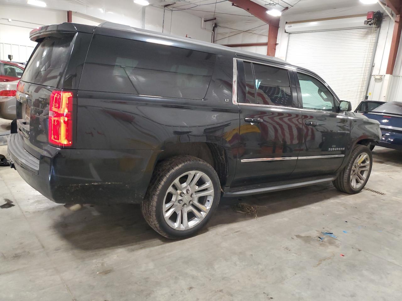 2016 Chevrolet Suburban VIN 1GNSKHKC7GR275726 Copart auction photo, front end damage thumbnail 3