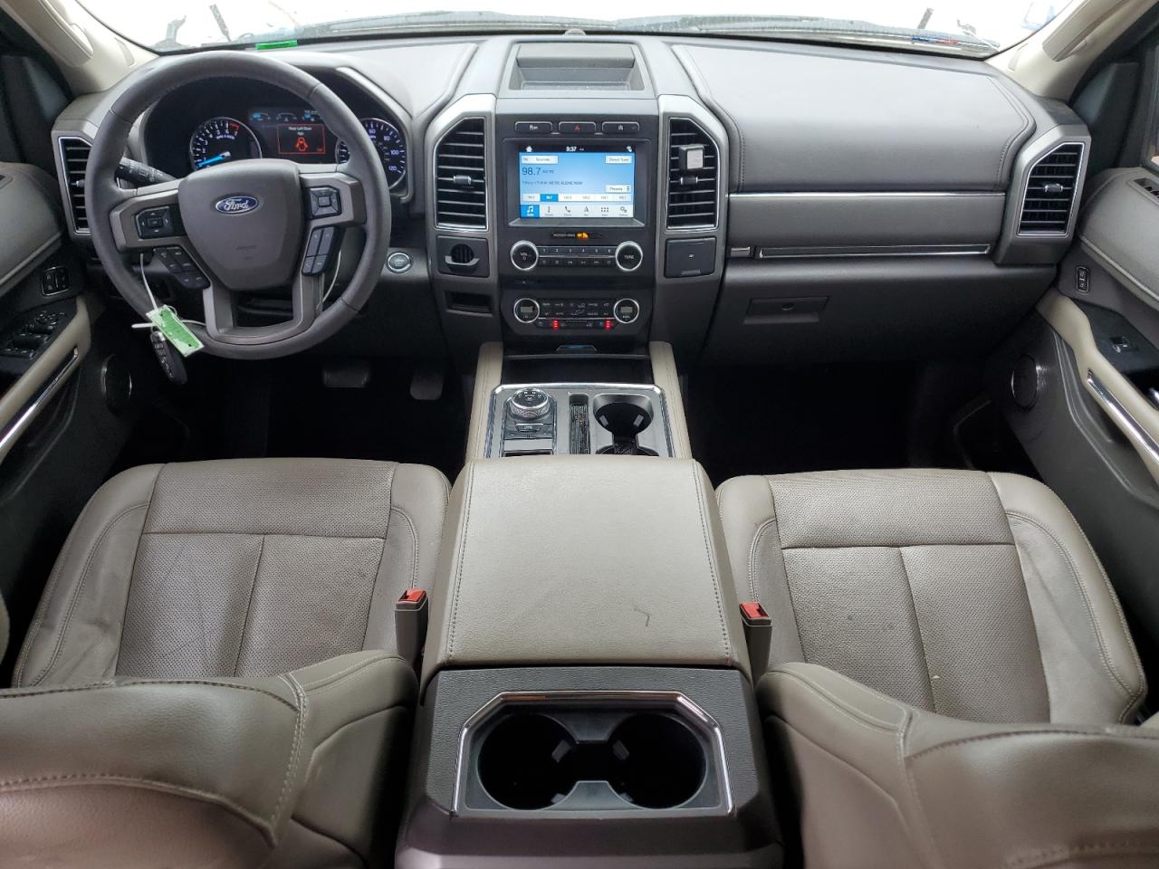 2018 Ford Expedition VIN 1FMJU1HT2JEA56051 Copart auction photo, front end / minor dent/scratches damage thumbnail 8