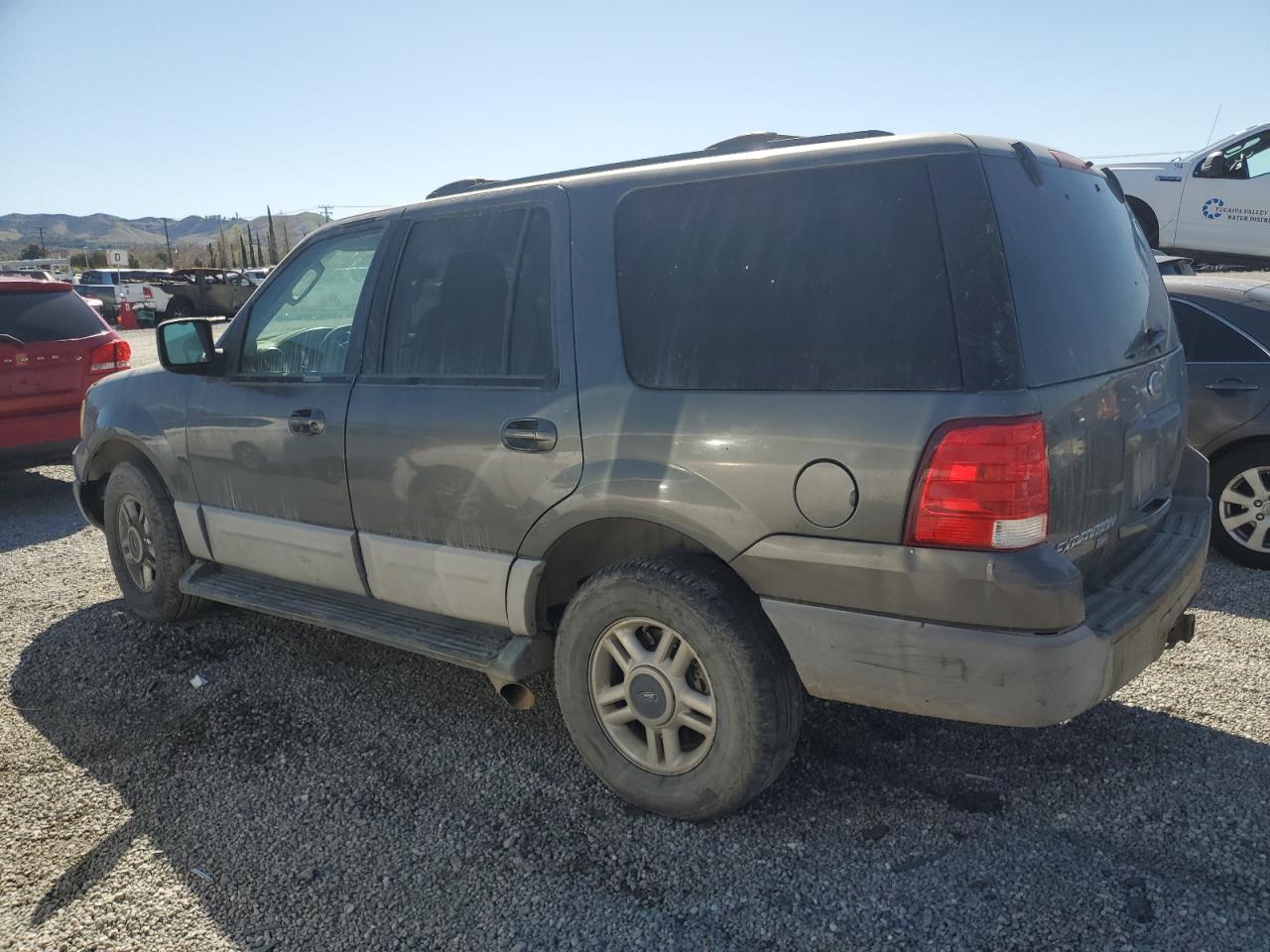 2003 Ford Expedition VIN 1FMFU15L63LC30132 Copart auction photo, front end damage thumbnail 2