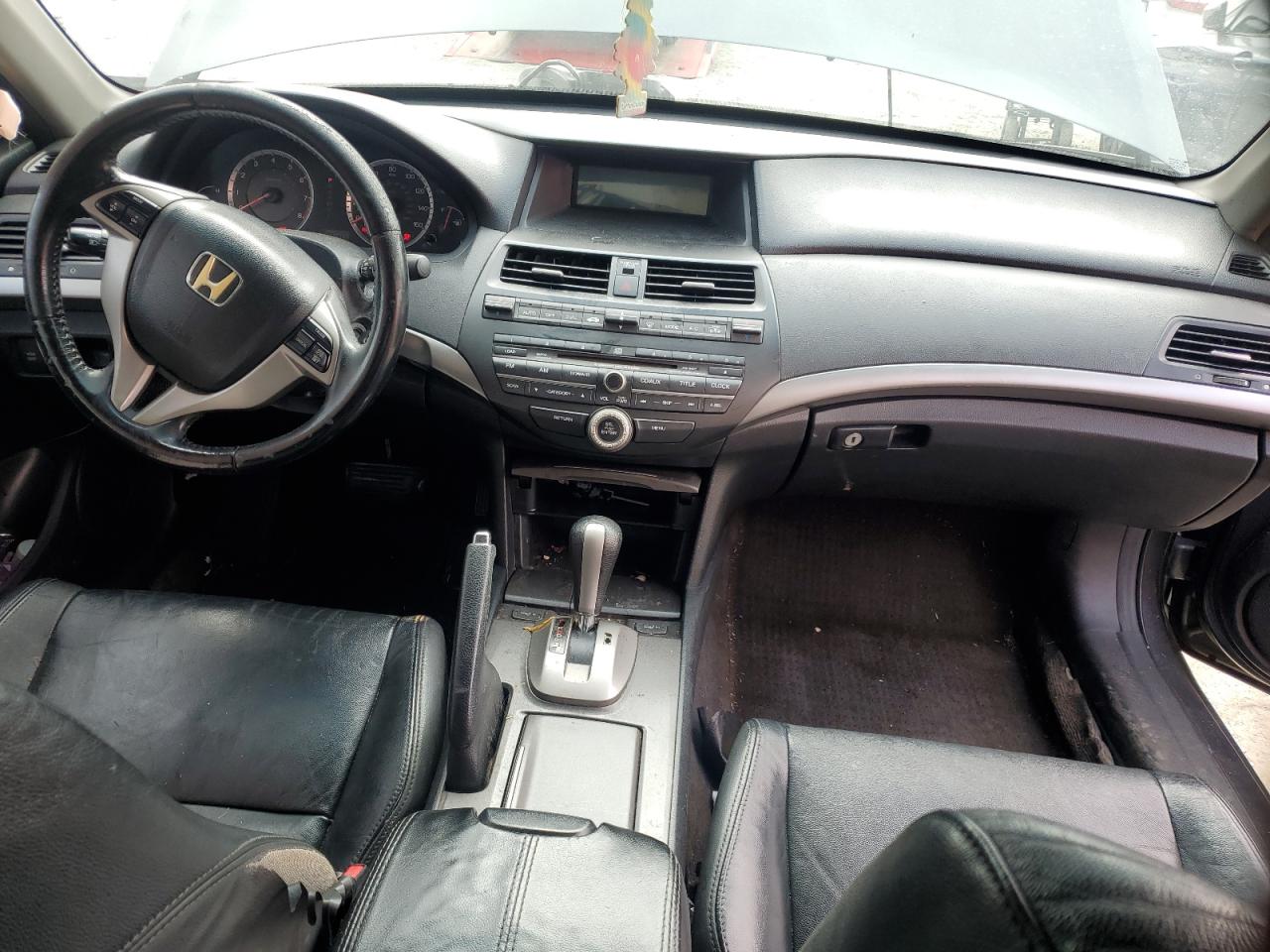 2009 Honda Accord VIN 1HGCS12869A018611 Copart auction photo, side / front end damage thumbnail 8
