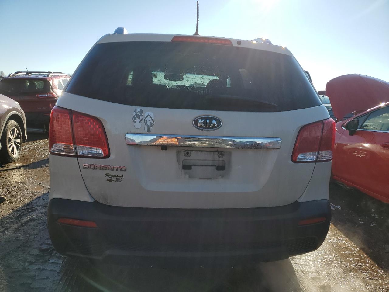 2011 KIA Sorento VIN 5XYKT4A17BG052060 Copart auction photo, mechanical / normal wear damage thumbnail 6