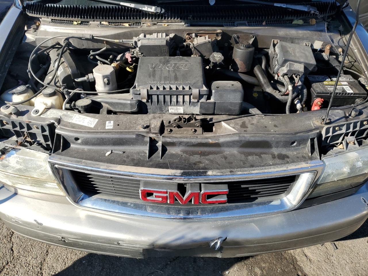 2003 GMC Safari VIN 1GKDM19X13B516327 Copart auction photo, front end damage thumbnail 13