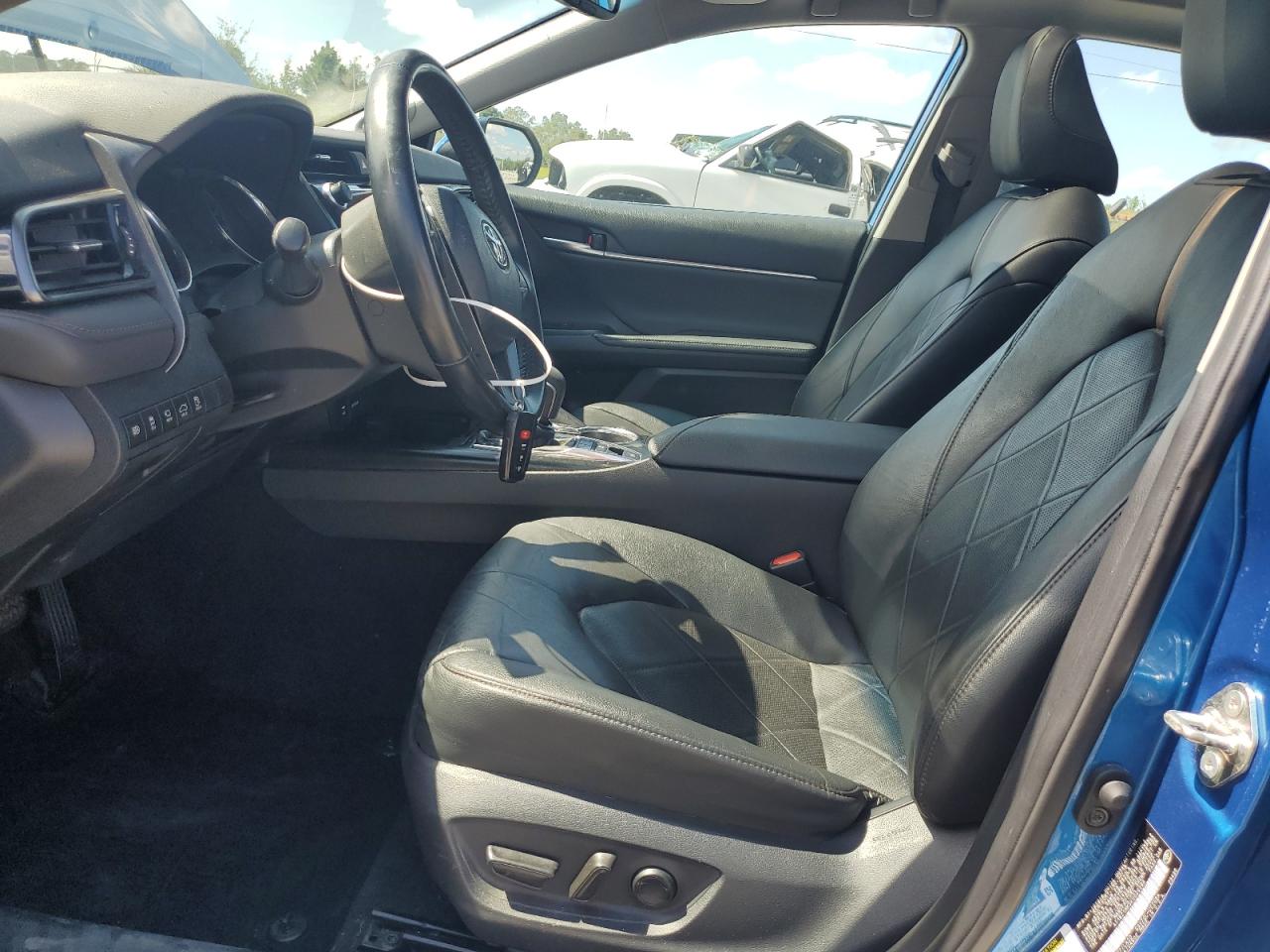 2019 Toyota Camry VIN 4T1BZ1HK5KU026286 Copart auction photo, all over damage thumbnail 7