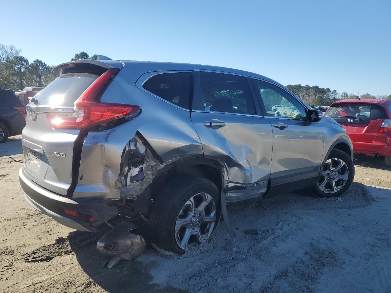 2018 Honda CR-V VIN 2HKRW2H84JH600312 Copart auction photo, all over damage thumbnail 3
