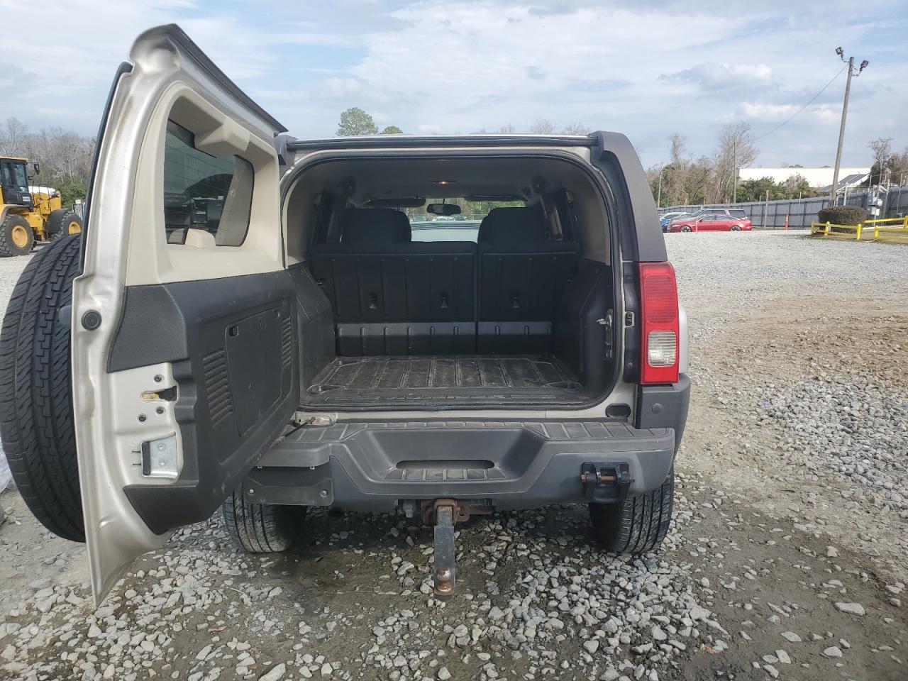 2007 Hummer H3 VIN 5GTDN13E578235062 Copart auction photo, front end damage thumbnail 6