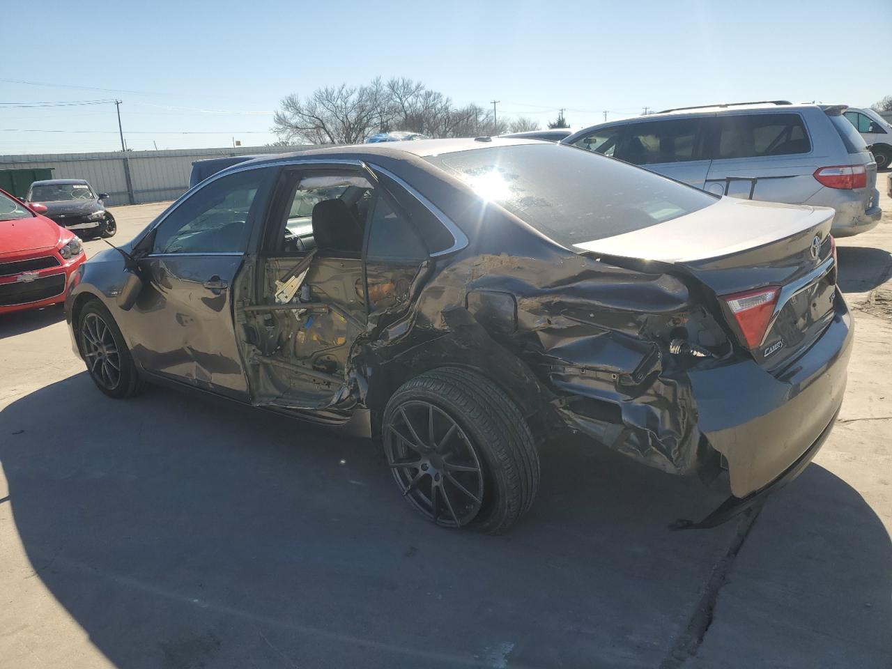 2016 Toyota Camry VIN 4T1BF1FKXGU155790 Copart auction photo, side / hail damage thumbnail 2