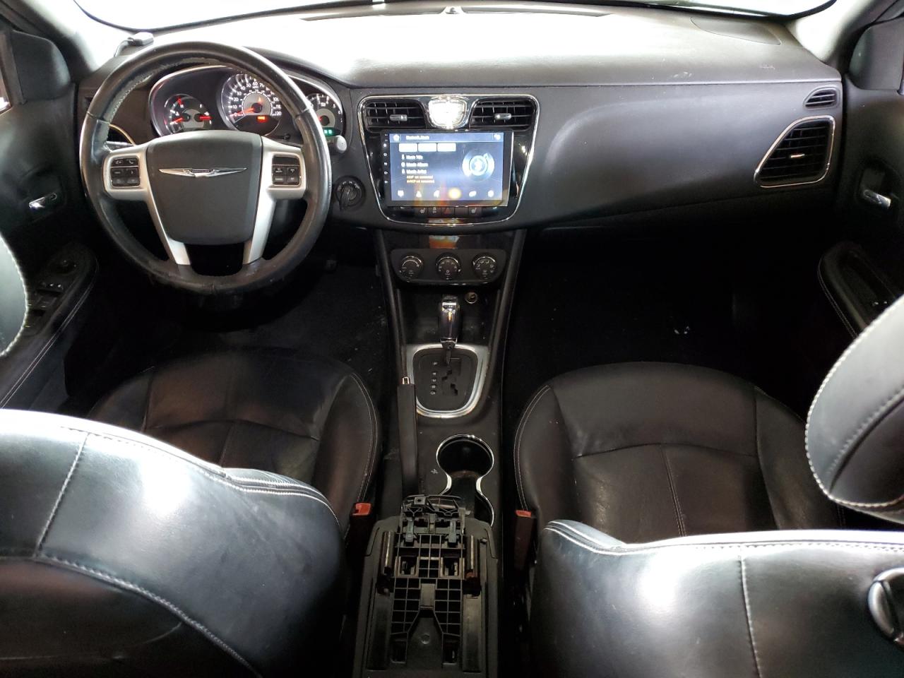 2011 Chrysler 200 VIN 1C3BC2FG6BN611032 Copart auction photo, front end damage thumbnail 8
