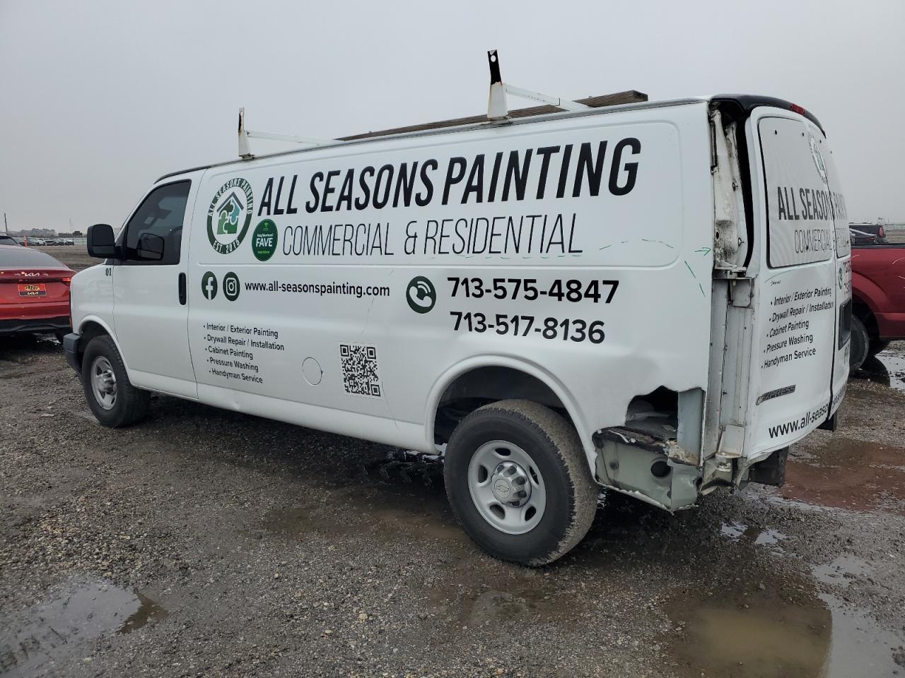 2017 Chevrolet Express VIN 1GCWGBFG8H1161532 Copart auction photo, rear end / minor dent/scratches damage thumbnail 2