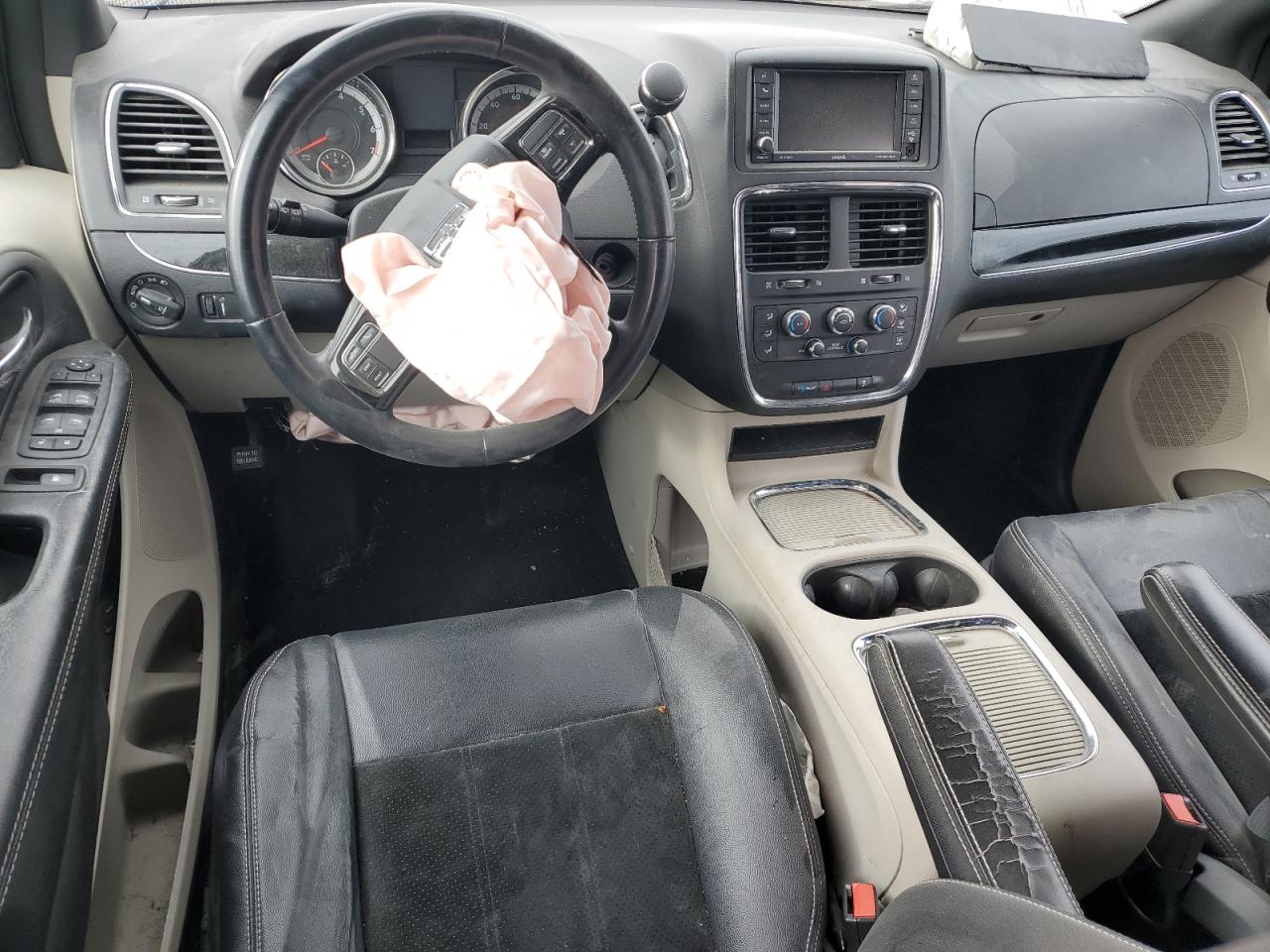 2018 Dodge Caravan VIN 2C4RDGCG6JR282343 Copart auction photo, side / front end damage thumbnail 8