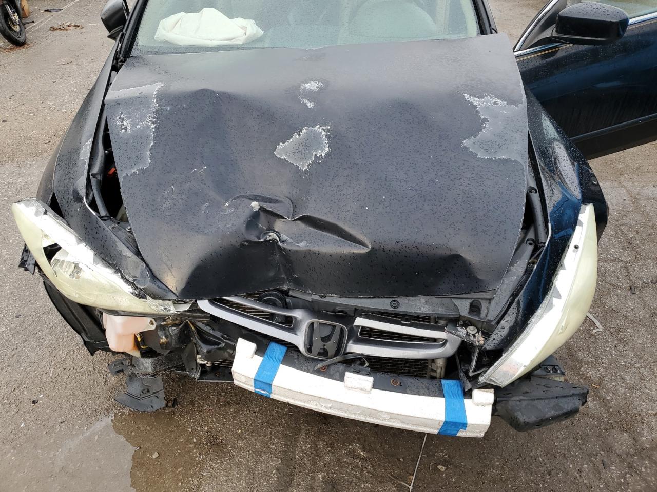 2004 Honda Accord VIN 1HGCM56894A042308 Copart auction photo, all over damage thumbnail 11