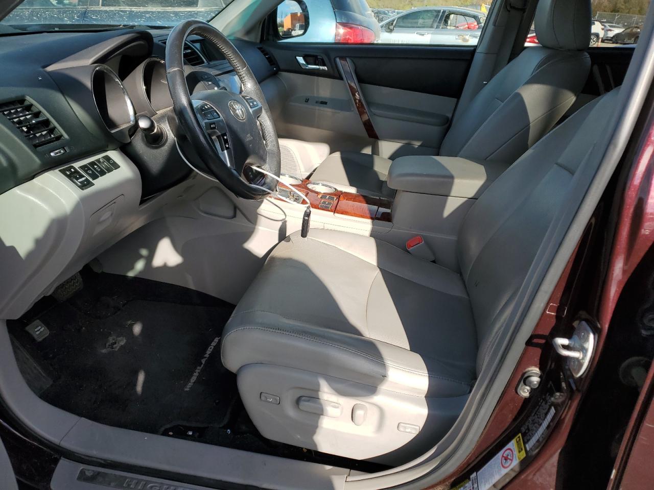 2012 Toyota Highlander VIN 5TDYK3EH9CS078775 Copart auction photo, front end damage thumbnail 7