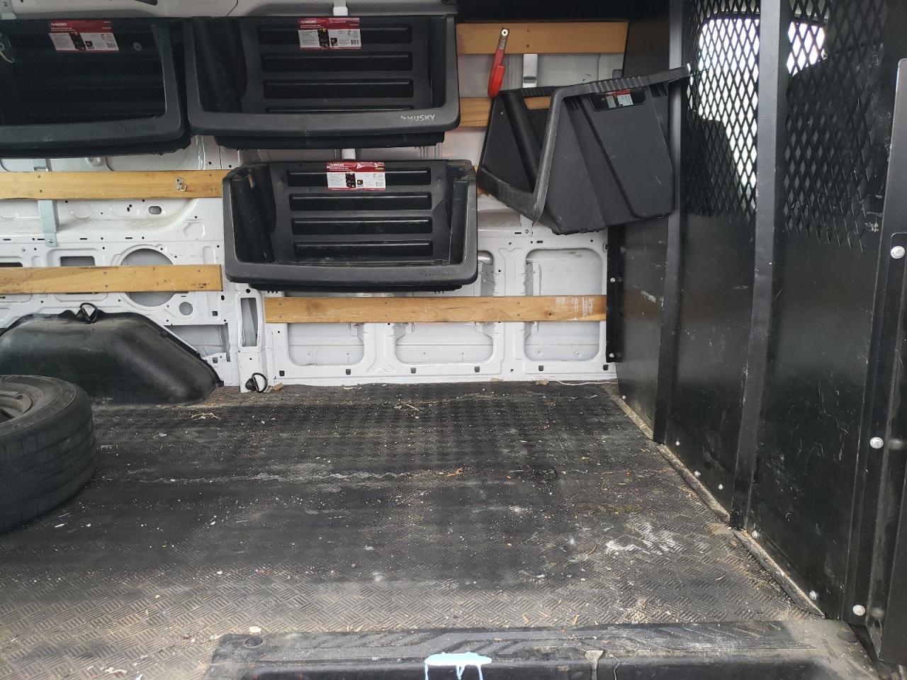 2018 Ford Transit VIN 1FTYR1ZM6JKA64361 Copart auction photo, front end / hail damage thumbnail 11