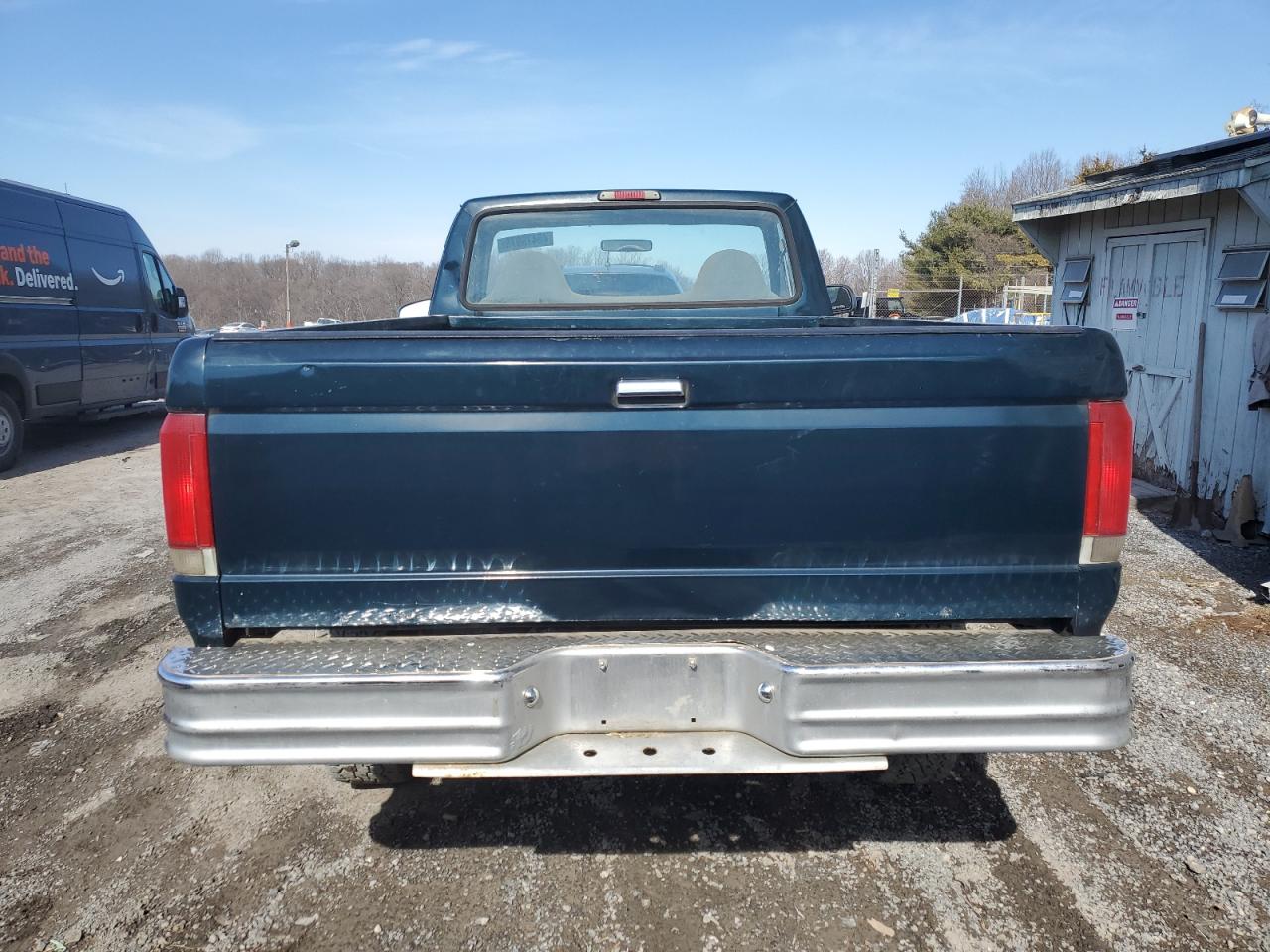 1997 Ford F350 VIN 1FTHF36H3VEB00782 Copart auction photo, top/roof damage thumbnail 6