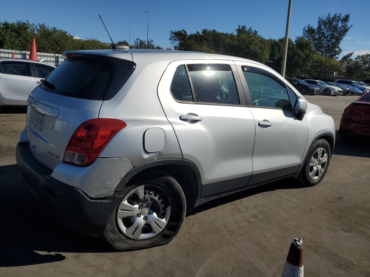 2015 Chevrolet Trax VIN KL7CJKSB1FB246778 Copart auction photo, rear end / undercarriage damage thumbnail 3