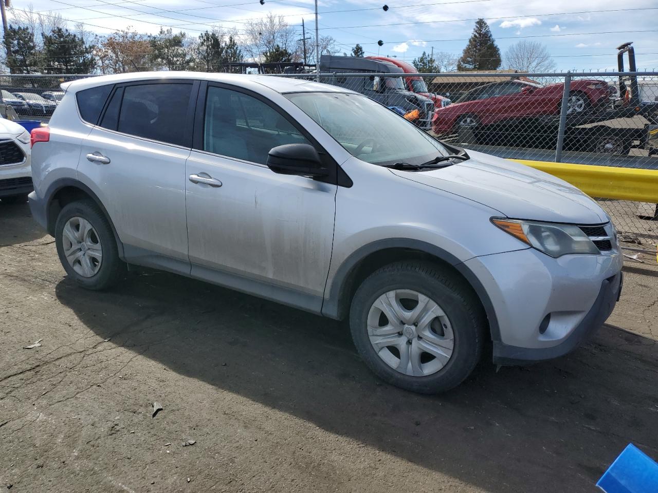 2013 Toyota RAV 4 VIN 2T3BFREV1DW026172 Copart auction photo, hail damage thumbnail 4
