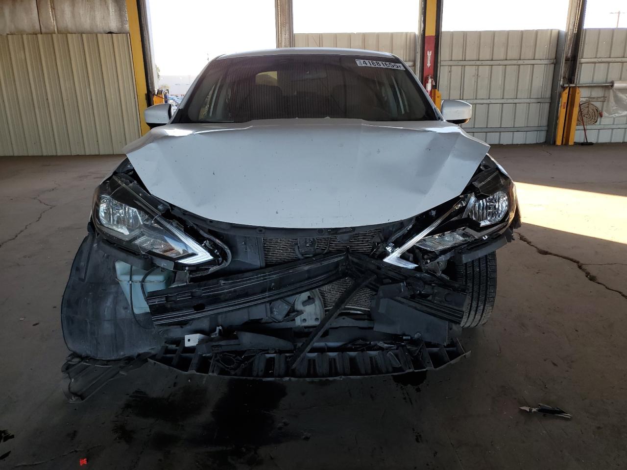 2017 Nissan Sentra VIN 3N1AB7AP3HY350553 Copart auction photo, front end damage thumbnail 5