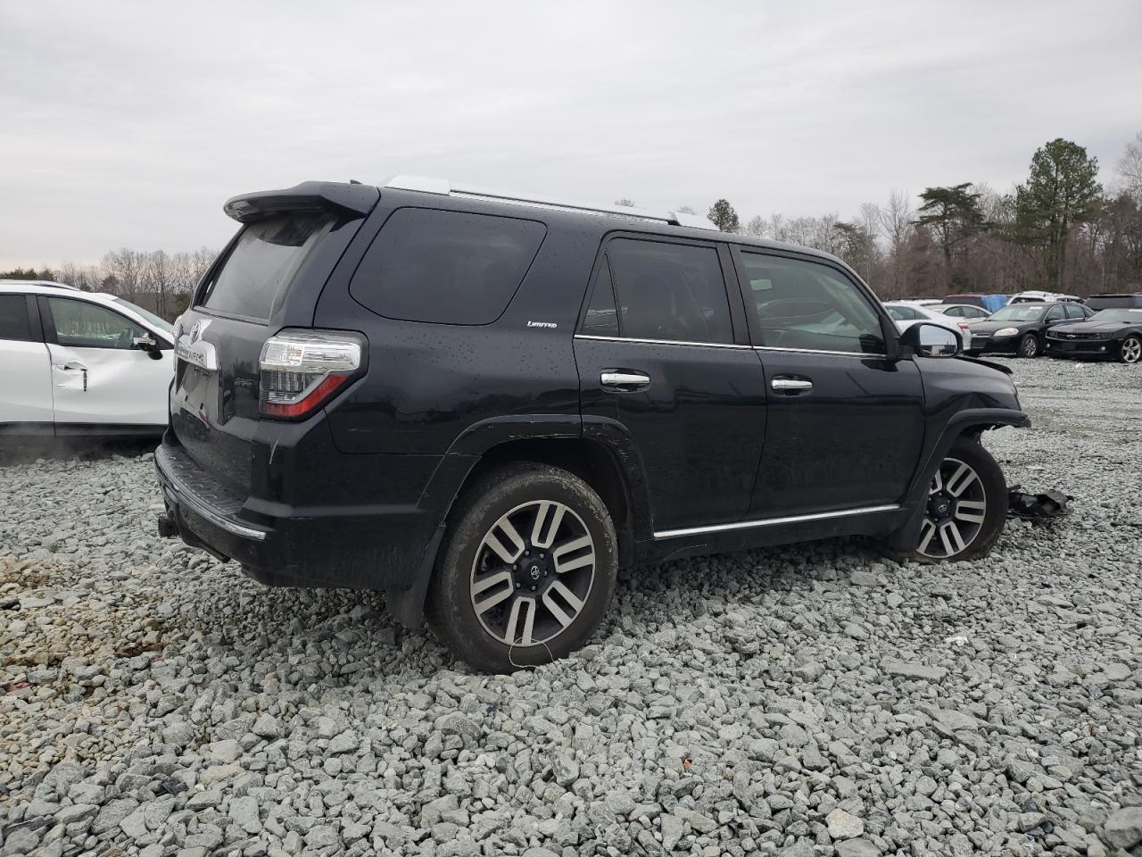 2014 Toyota 4Runner VIN JTEBU5JR8E5196086 Copart auction photo, front end / side damage thumbnail 3