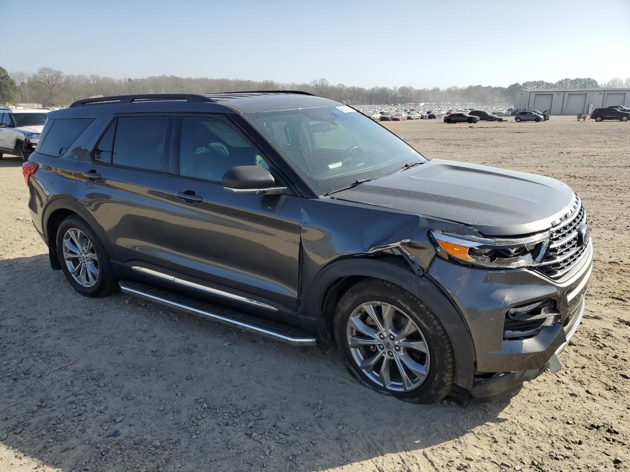 2020 Ford Explorer VIN 1FMSK7DH5LGA88871 Copart auction photo, front end / side damage thumbnail 4