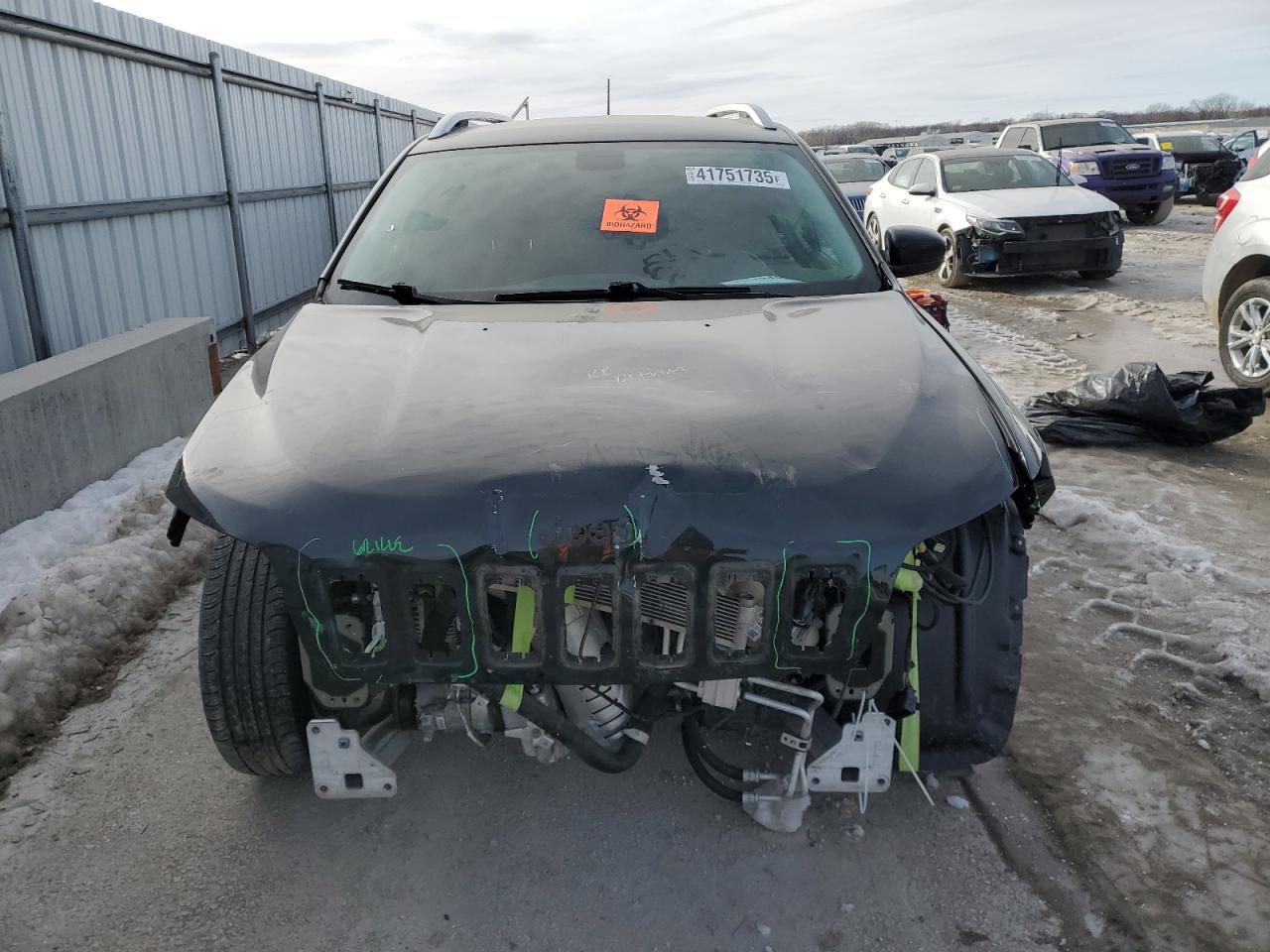 2019 Jeep Grand Cherokee VIN 1C4PJLCB5KD205643 Copart auction photo, front end damage thumbnail 5