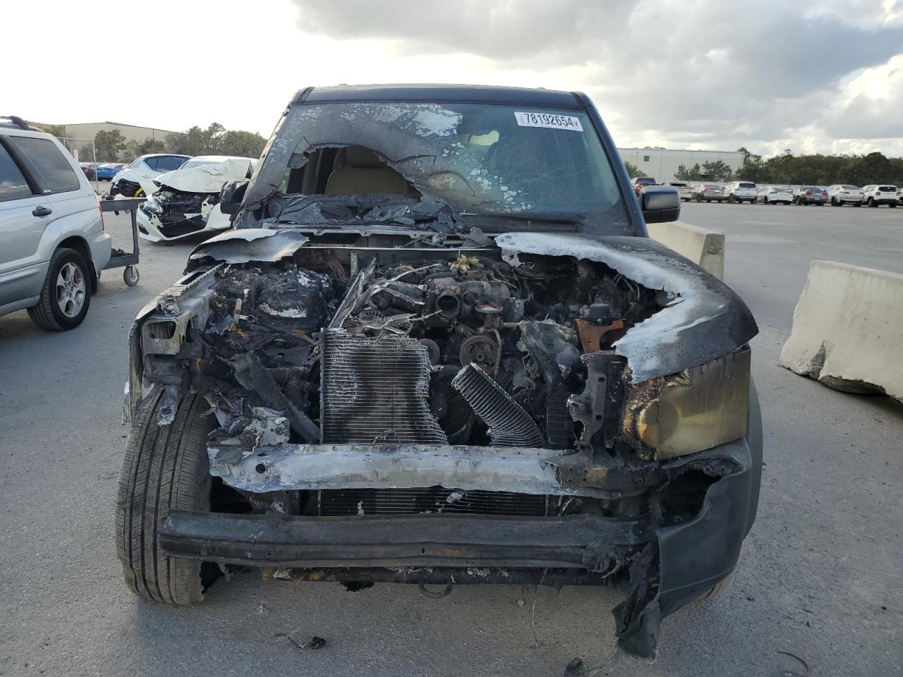 2006 Land Rover LR3 VIN SALAD24426A400011 Copart auction photo, burn - engine damage thumbnail 5