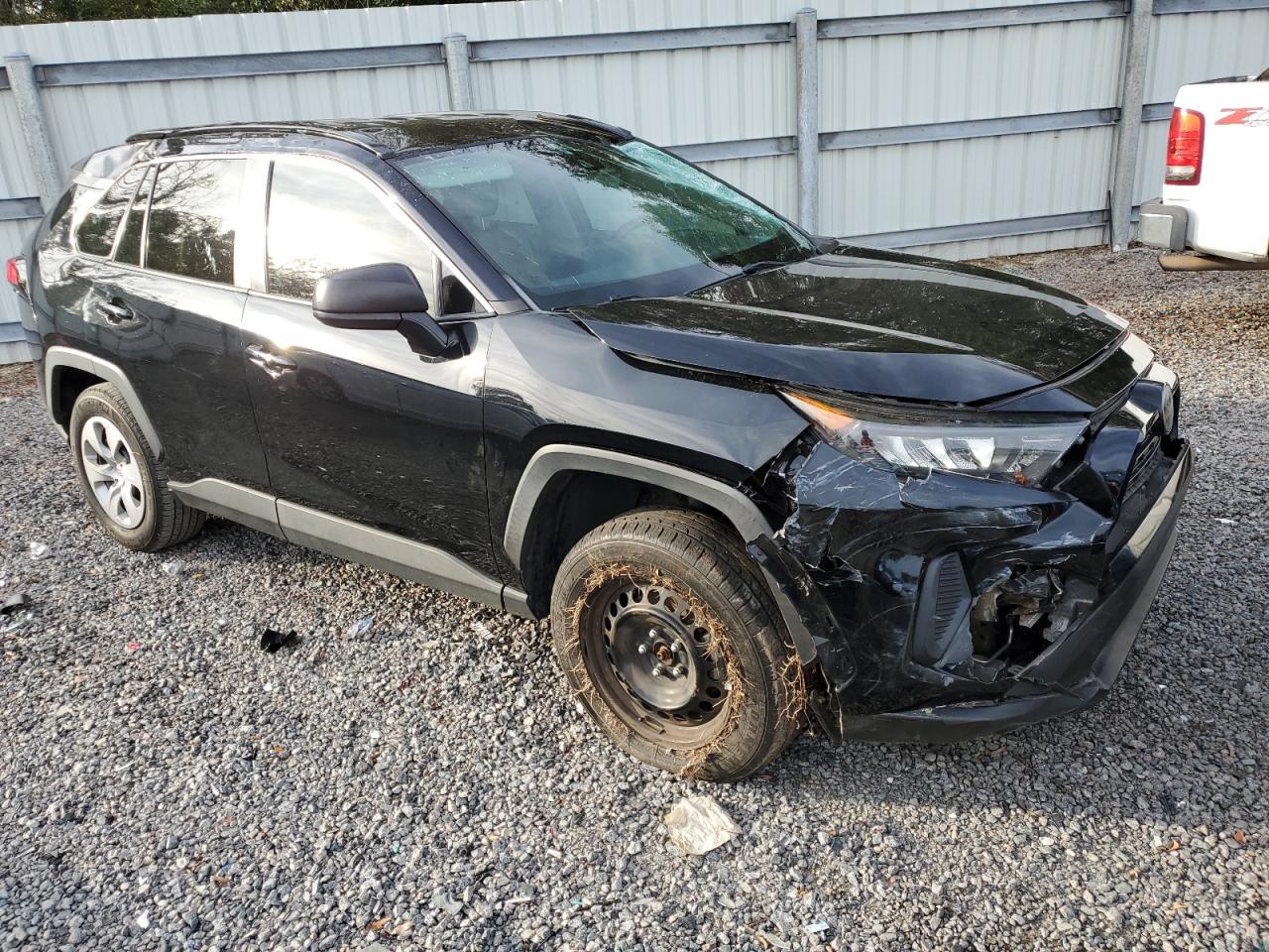 2019 Toyota RAV 4 VIN 2T3H1RFV9KC015121 Copart auction photo, front end damage thumbnail 4