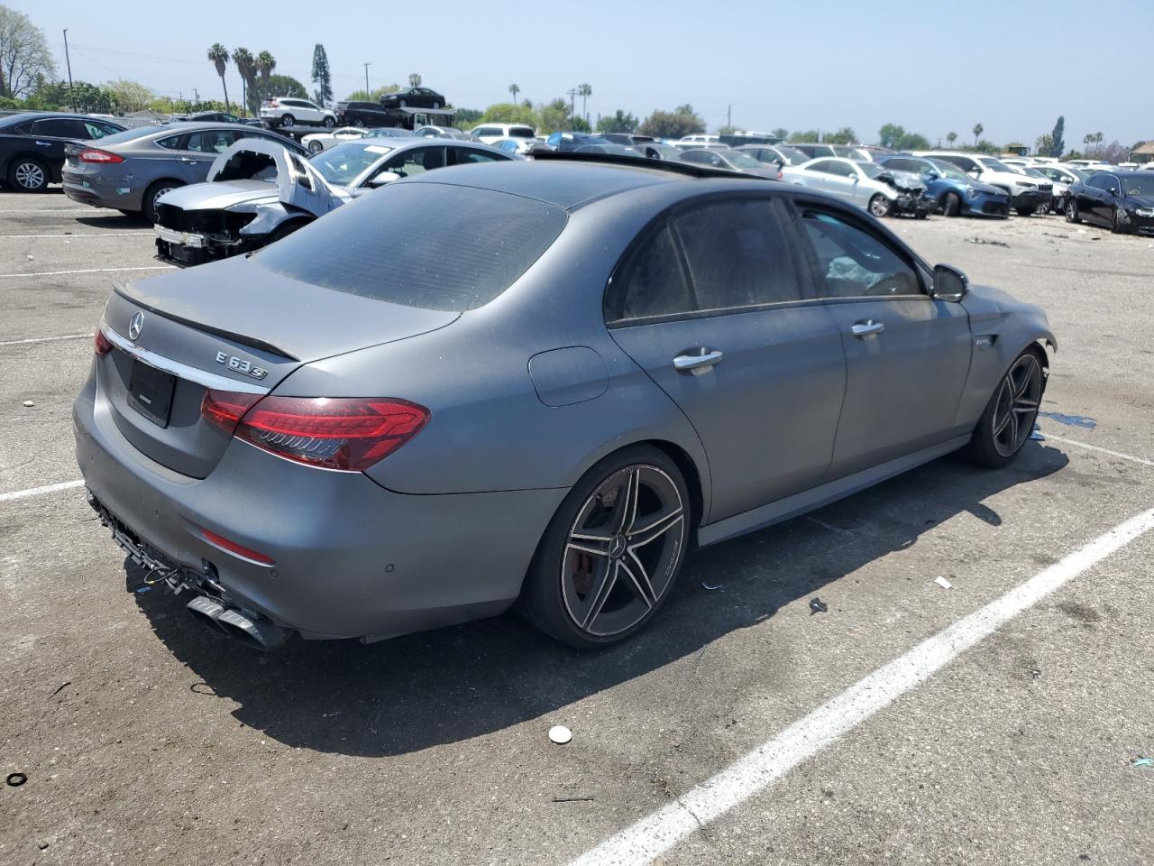 2021 Mercedes-Benz E-klasse VIN W1KZF8KB4MA957269 Copart auction photo, front end / minor dent/scratches damage thumbnail 3