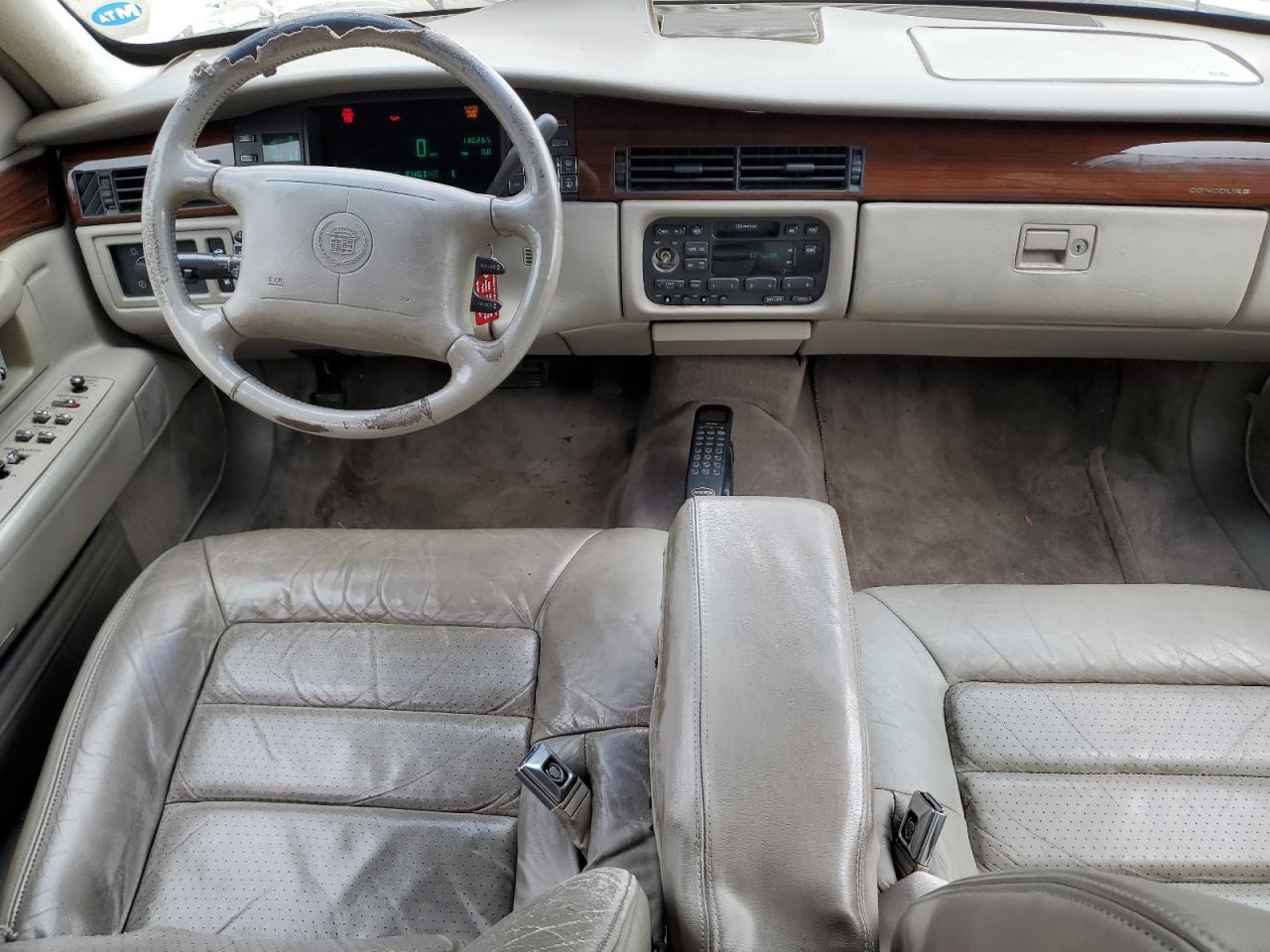 1996 Cadillac De Ville VIN 1G6KF5293TU294297 Copart auction photo, minor dent/scratches damage thumbnail 8