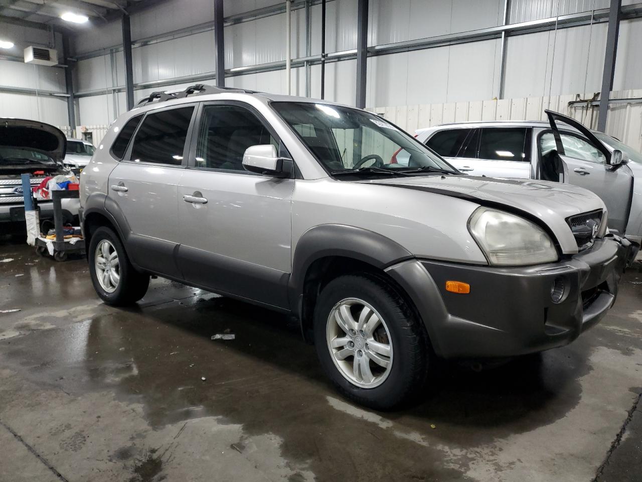 2006 Hyundai Tucson VIN KM8JN72D46U370783 Copart auction photo, front end damage thumbnail 4