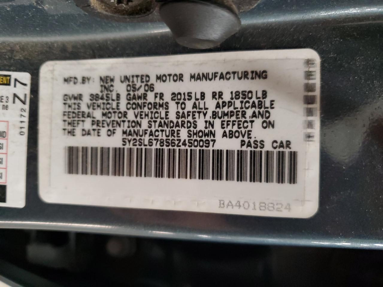 2006 Pontiac Vibe VIN 5Y2SL67856Z450097 Copart auction photo, minor dent/scratches damage thumbnail 12
