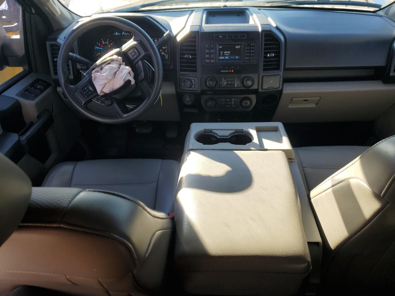 2017 Ford F-150 VIN 1FTFX1CF9HKE38611 Copart auction photo, front end / minor dent/scratches damage thumbnail 8