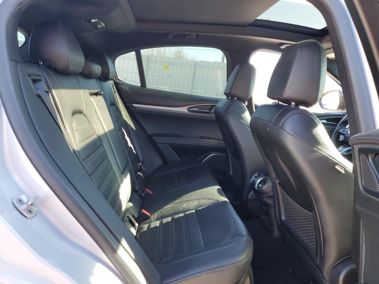 2020 Alfa Romeo Stelvio VIN ZASPAKBN1L7C98688 Copart auction photo, minor dent/scratches damage thumbnail 11