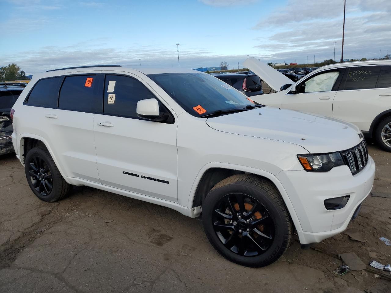 2017 Jeep Grand Cherokee VIN 1C4RJFAG6HC964146 Copart auction photo, biohazard/chemical damage thumbnail 4