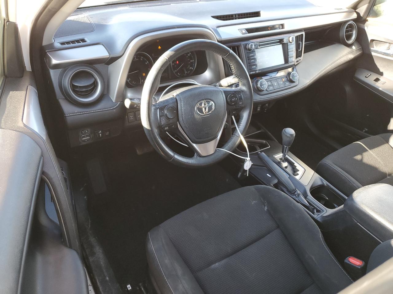 2018 Toyota RAV 4 VIN JTMRFREV0JJ190358 Copart auction photo, front end damage thumbnail 8