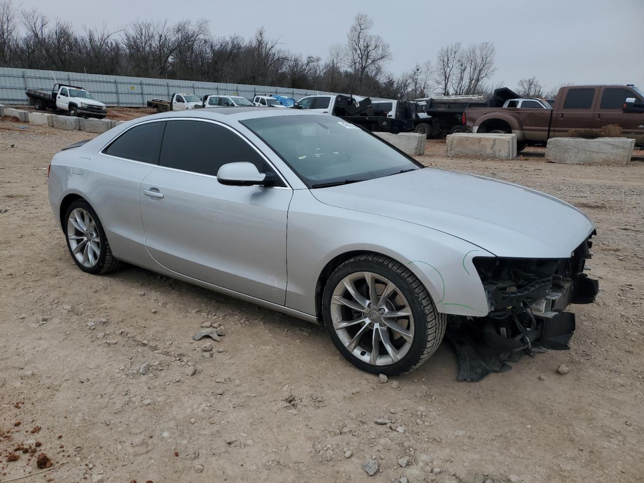 2013 Audi A5 VIN WAULFAFR0DA000732 Copart auction photo, front end / minor dent/scratches damage thumbnail 4