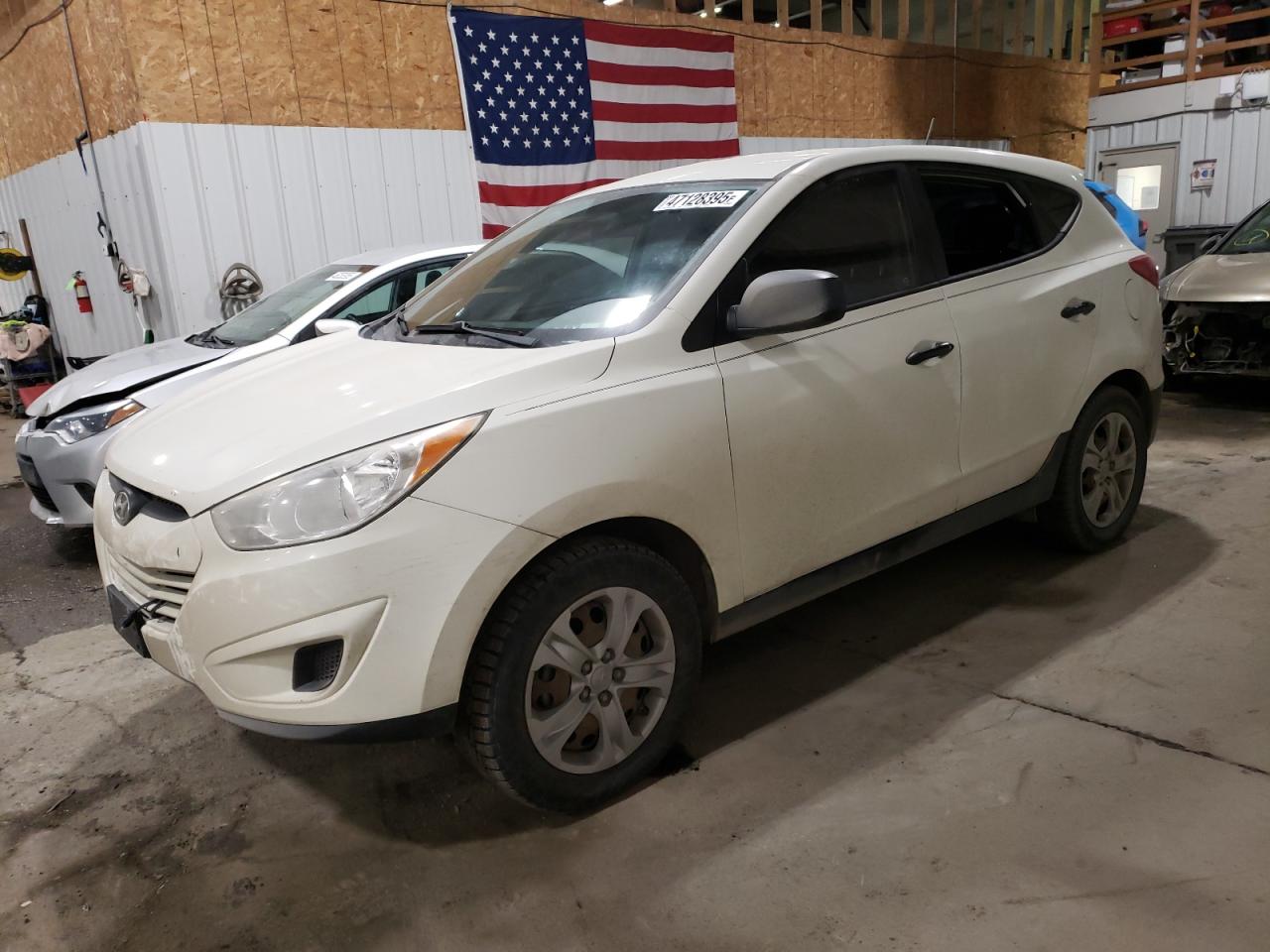 2010 Hyundai Tucson VIN KM8JT3AC0AU064955