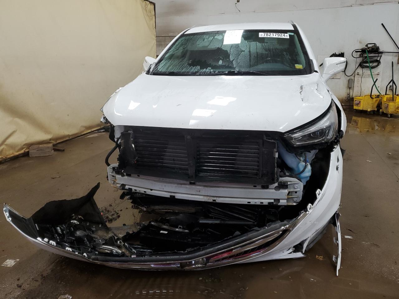 2019 Buick Enclave VIN 5GAERAKW0KJ261873 Copart auction photo, side / front end damage thumbnail 5