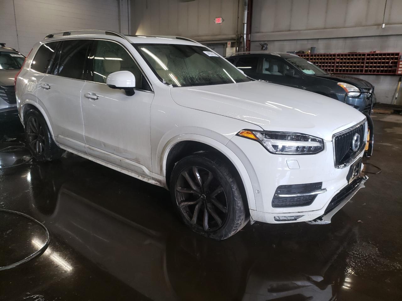 2019 Volvo XC90 VIN YV4A22PK9K1435126 Copart auction photo, front end / minor dent/scratches damage thumbnail 4