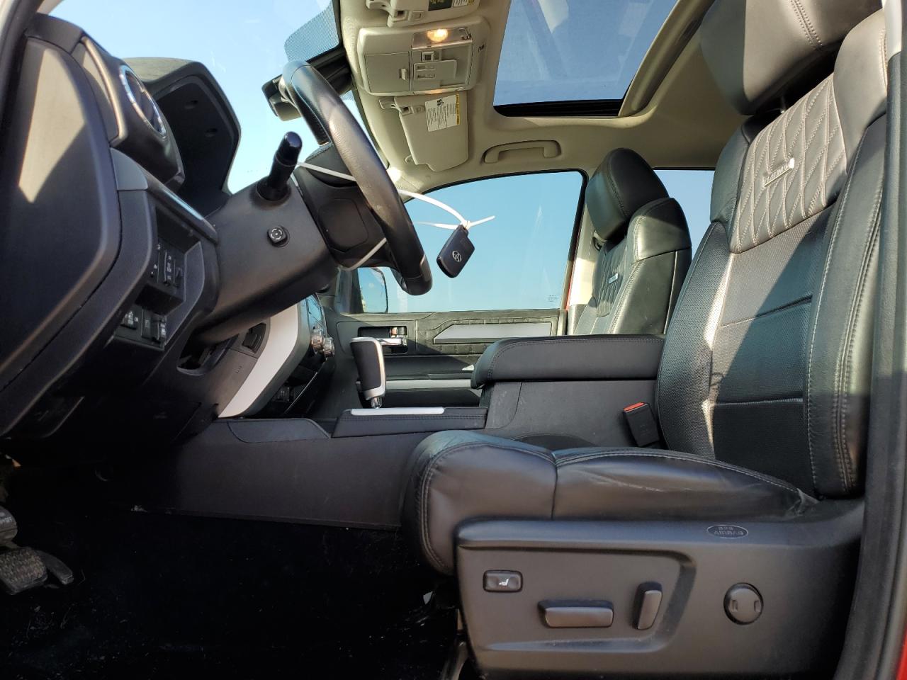 2021 Toyota Tundra VIN 5TFGY5F15MX276062 Copart auction photo, front end / minor dent/scratches damage thumbnail 7