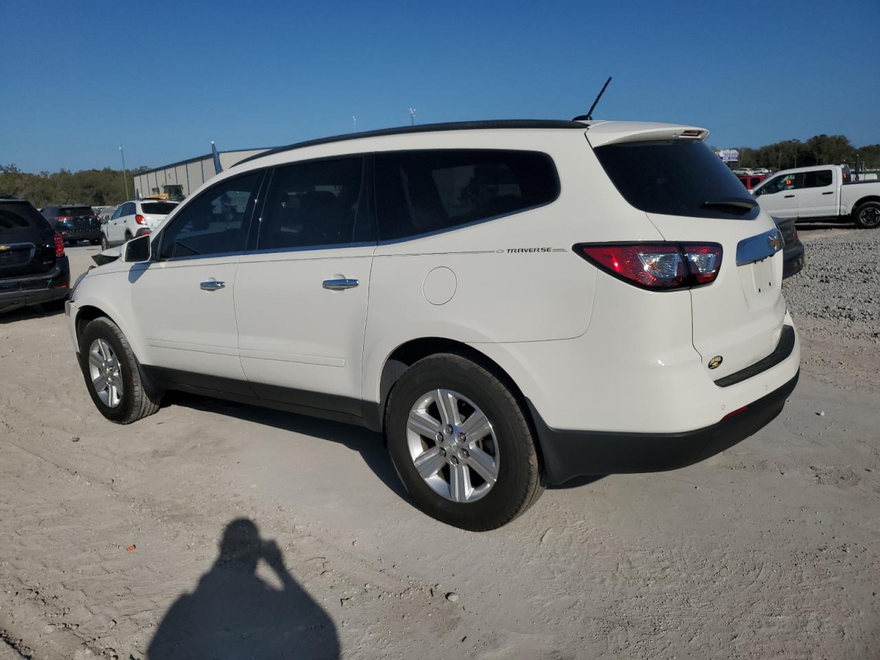 2014 Chevrolet Traverse VIN 1GNKRHKD9EJ105447 Copart auction photo, front end damage thumbnail 2