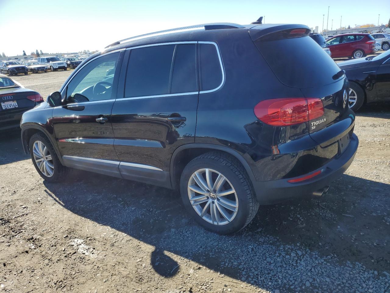 2016 Volkswagen Tiguan VIN WVGAV7AX0GW579097 Copart auction photo, front end damage thumbnail 2