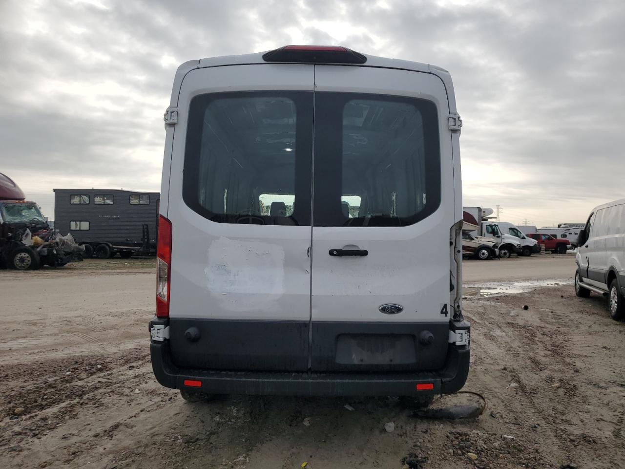 2018 Ford Transit VIN 1FTYR2CM5JKA43998 Copart auction photo, top/roof / minor dent/scratches damage thumbnail 6